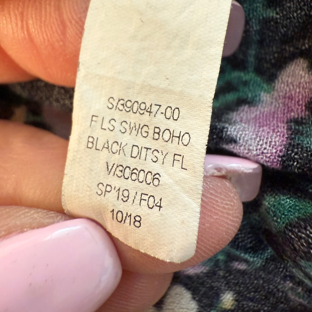Old Navy Peasant Tie Front Blouse Rayon Black Yellow Purple Florals Ruffle 2X - Picture 9 of 12